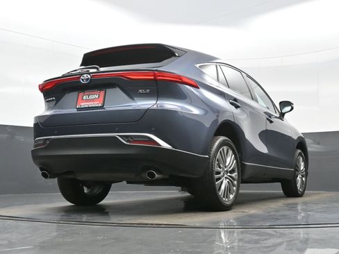 Used 2024 Toyota Venza XLE AWD/4WD image 32