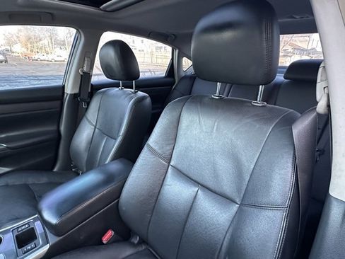 Used 2013 Nissan Altima 3.5 SL w/ Technology Pkg image 26