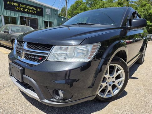 Used 2013 Dodge Journey SXT w/ Popular Equipment Group AWD/4WD image 4