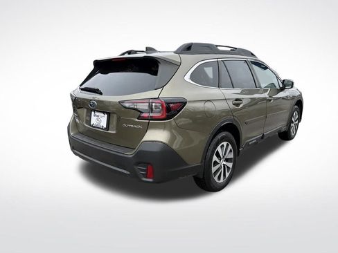 Used 2020 Subaru Outback Premium image 16
