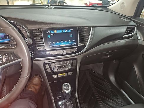 Used 2019 Buick Encore Preferred w/ Safety Package image 17