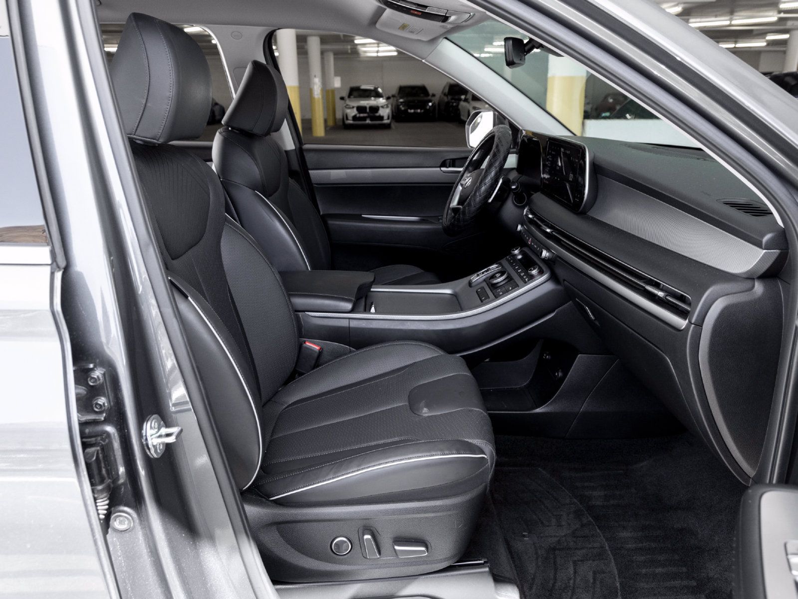 Used 2024 Hyundai Palisade SEL FWD image 27