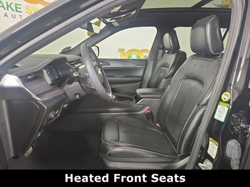 Used 2023 Jeep Grand Cherokee L Overland image 11