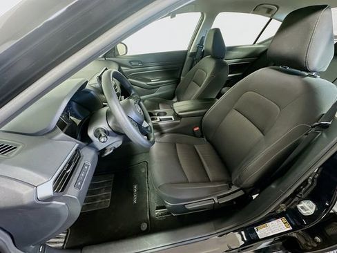 Used 2023 Nissan Altima 2.5 S image 12