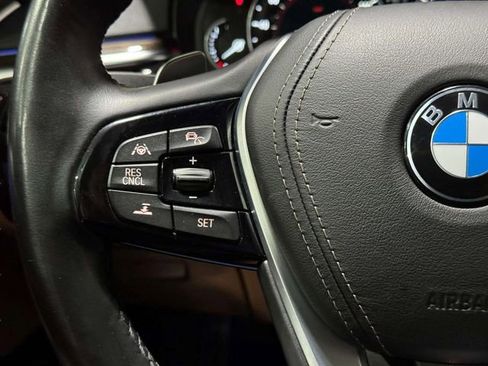 Used 2019 BMW 530i xDrive image 17