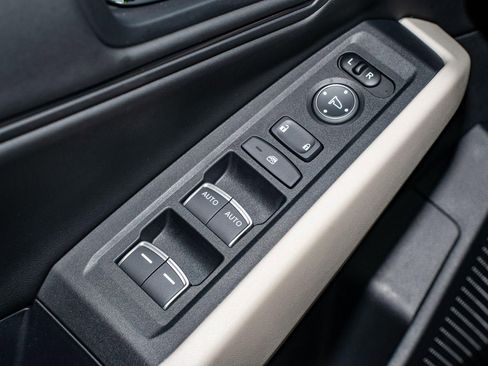 Certified 2025 Honda Accord SE image 26