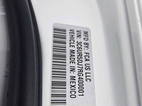 Used 2024 RAM 2500 Big Horn w/ Night Edition image 40