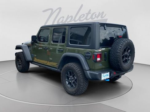 Used 2024 Jeep Wrangler Unlimited AWD/4WD image 6