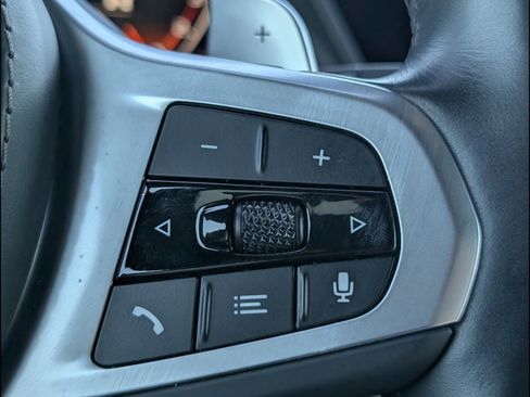 Used 2023 BMW X5 M50i w/ Executive Package image 18