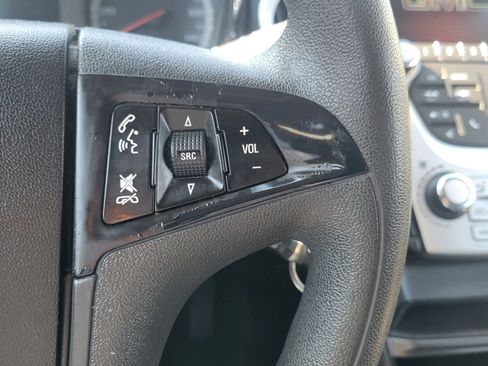 Used 2017 GMC Terrain SLE image 13