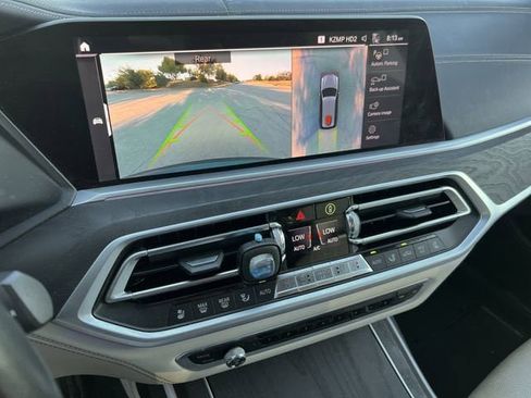 Used 2019 BMW X7 xDrive50i w/ Dynamic Handling Package image 19
