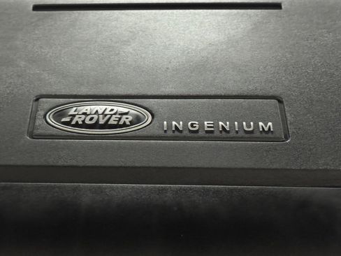 Used 2023 Land Rover Defender 110 S image 43