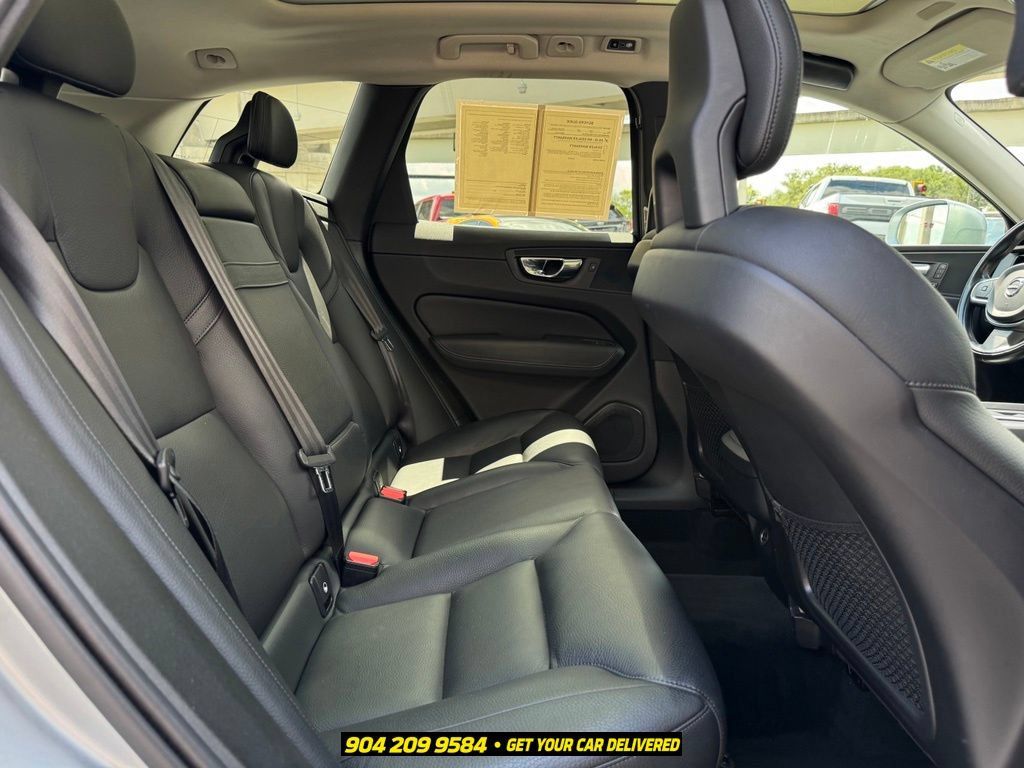 Used 2018 Volvo XC60 T6 Momentum w/ Vision Package AWD/4WD image 33