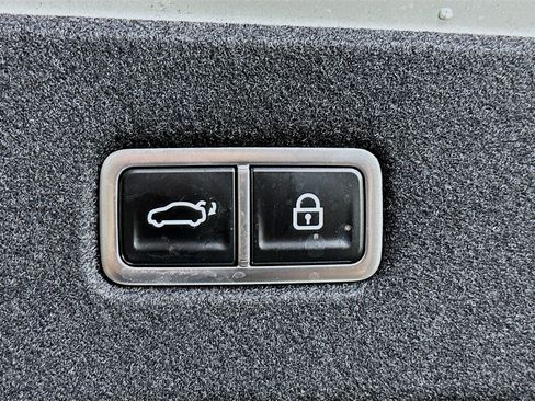 Used 2024 Hyundai Ioniq 6 SE RWD image 28