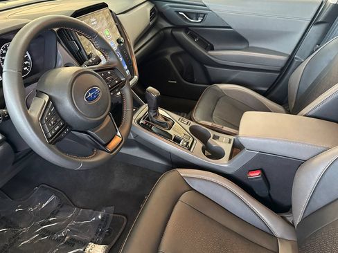 Certified 2025 Subaru Crosstrek 2.5i Limited w/ Crosstrek Mirror Package AWD/4WD image 9