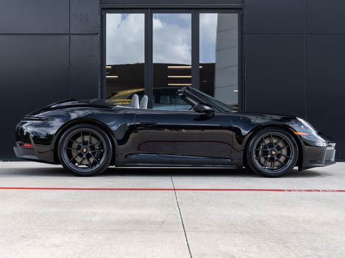 Certified 2026 Porsche 911 Carrera GTS RWD image 13