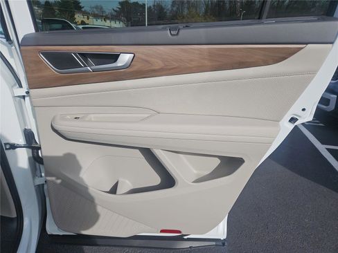 New 2026 Volkswagen Atlas SE image 28