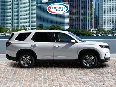 New 2026 Honda Pilot EX-L image 4