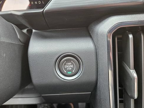 New 2026 GMC Acadia AT4 AWD/4WD image 29