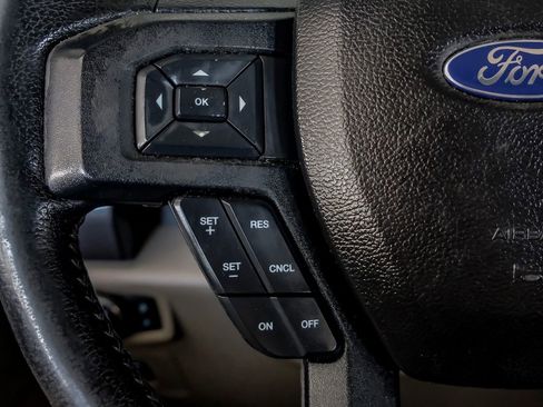 Used 2016 Ford F150 XLT w/ Equipment Group 302A Luxury image 16