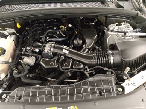 Used 2022 Jeep Grand Cherokee Limited AWD/4WD image 30