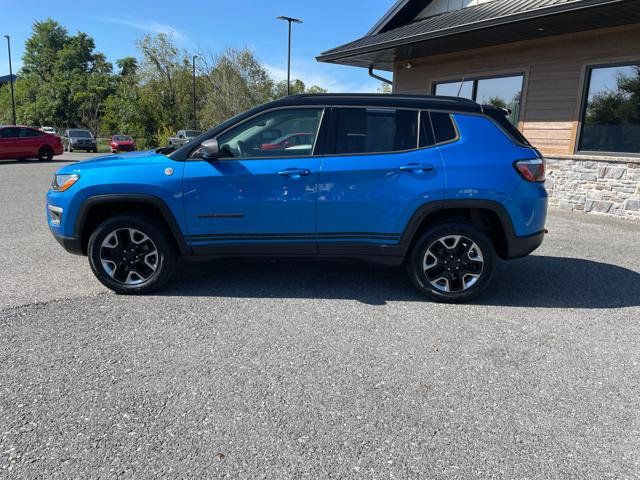Used 2018 Jeep Compass Trailhawk w/ Navigation Group AWD/4WD image 3