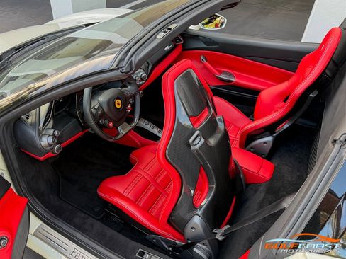 Used 2018 Ferrari 488 Spider image 22