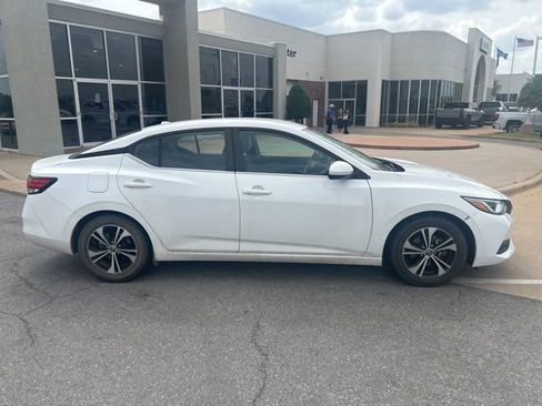 Used 2022 Nissan Sentra SV image 4