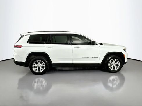 Used 2022 Jeep Grand Cherokee L Limited w/ Trailer Tow Group (B) AWD/4WD image 9