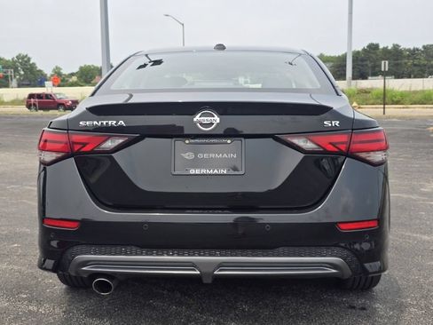Used 2023 Nissan Sentra SR w/ Trunk Package FWD image 12