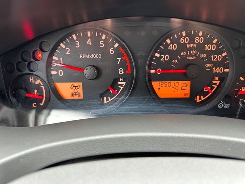 Used 2016 Nissan Frontier SV image 29