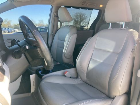 Certified 2020 Toyota Sienna XLE image 13