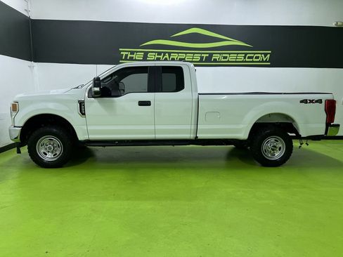 Used 2022 Ford F250 XL w/ Power Equipment Group AWD/4WD image 6