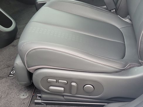 Used 2024 Hyundai Ioniq 5 Limited RWD image 16