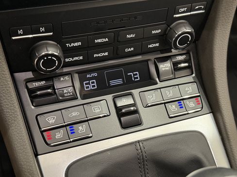 Certified 2024 Porsche 718 Cayman image 30