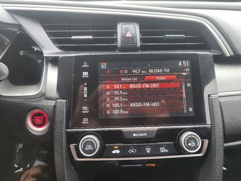 Used 2018 Honda Civic EX image 19