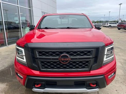Used 2023 Nissan Titan PRO-4X w/ Pro-4x Convenience Package AWD/4WD image 6