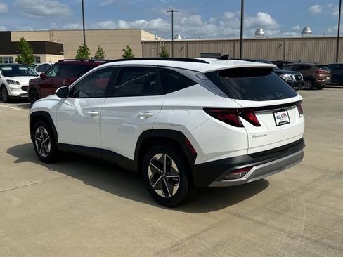 New 2026 Hyundai Tucson SEL FWD image 8