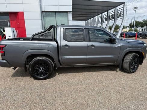 Certified 2023 Nissan Frontier SV w/ Midnight Edition Package image 8