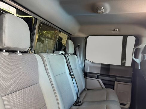 Used 2020 Ford F250 XL w/ STX Appearance Package AWD/4WD image 29