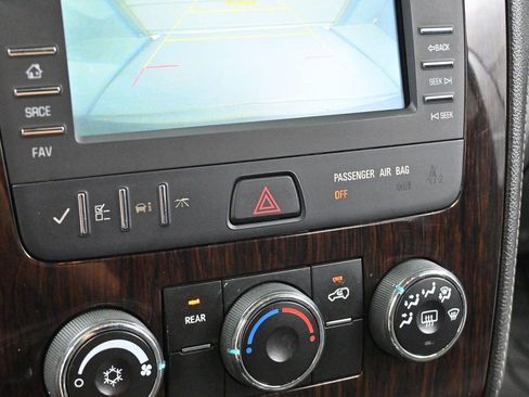 Used 2016 Chevrolet Traverse LT w/ Style and Technology Package AWD/4WD image 24