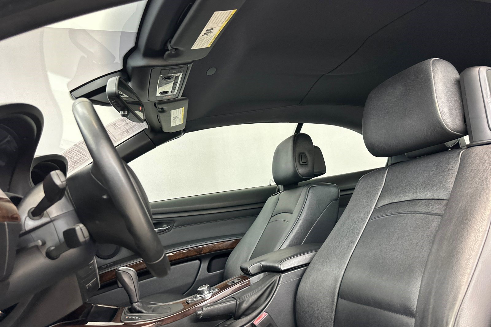 Used 2011 BMW 335i Convertible RWD image 23