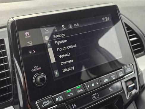 Used 2024 Honda Odyssey EX-L image 31