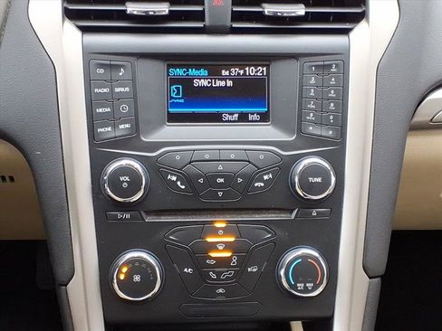 Used 2013 Ford Fusion SE image 6