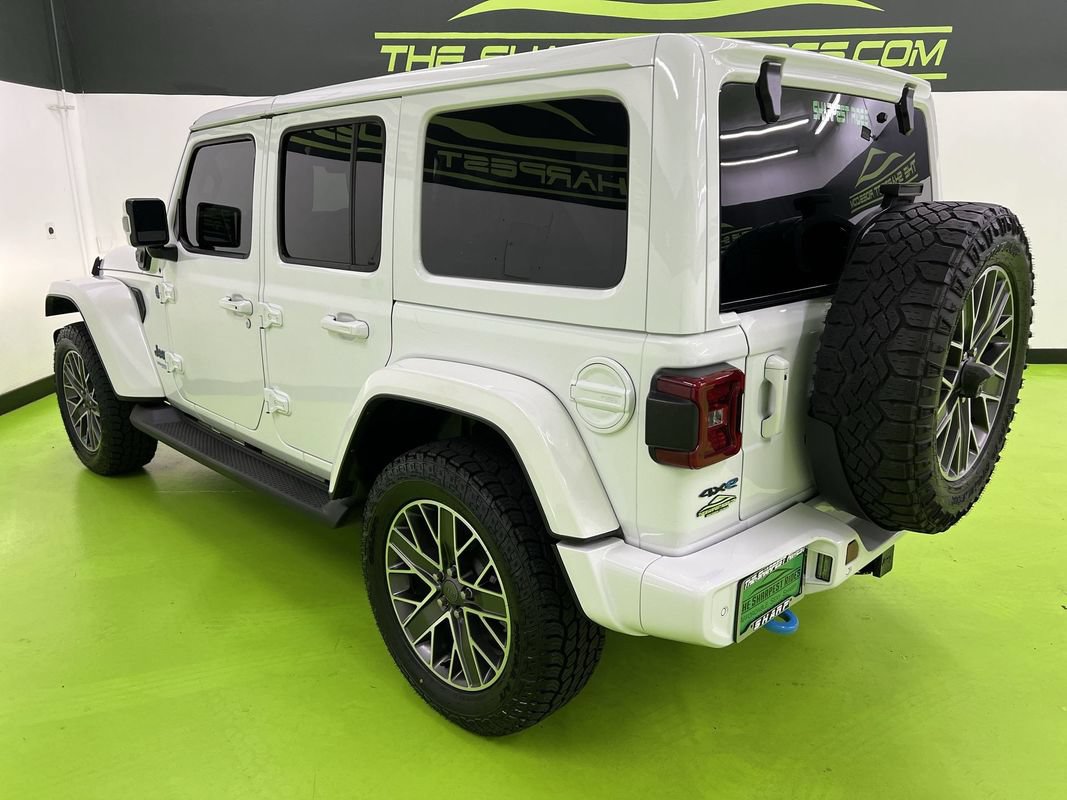 Used 2022 Jeep Wrangler Unlimited Sahara AWD/4WD image 7