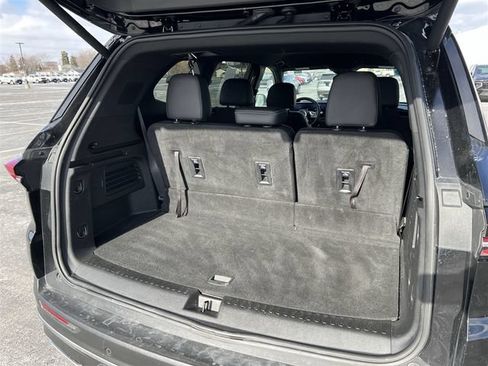 Certified 2025 Buick Enclave Preferred AWD/4WD image 21