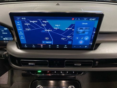 Certified 2022 Lincoln Nautilus Reserve w/ Cargo Utility Package image 23