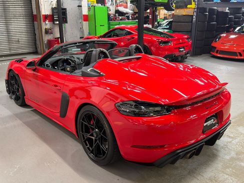 Used 2025 Porsche 718 Boxster Spyder RS RWD image 11