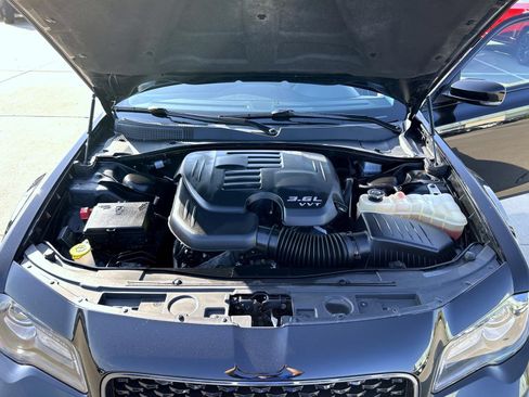 Used 2022 Chrysler 300 Touring L w/ Comfort Group AWD/4WD image 24