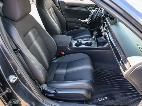 Certified 2025 Honda Civic Sport image 7
